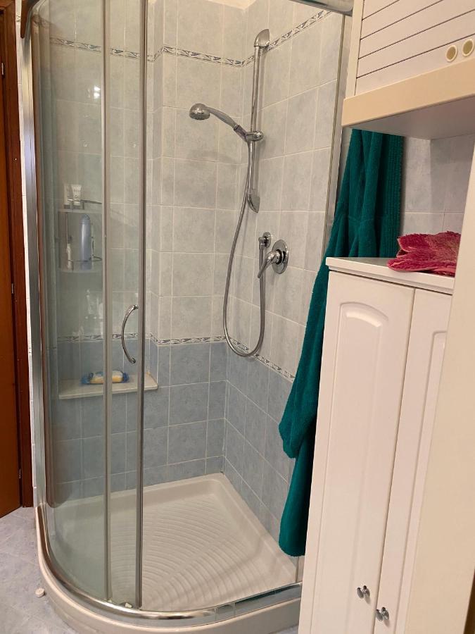 Appartamento In Zona Esclusiva A 50 Mt Dal Mare Arenzano Exterior foto